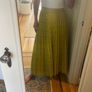 Chartreuse Zara skirt. Size XS.